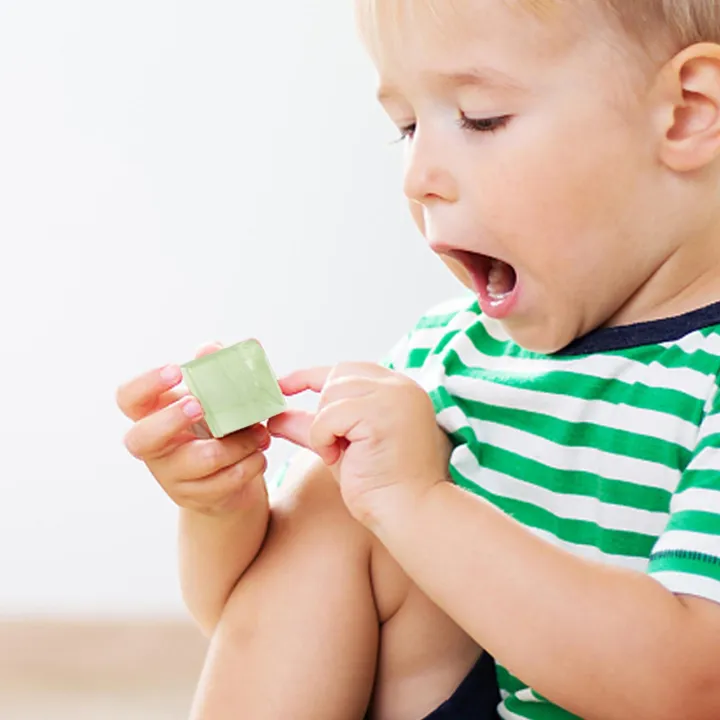 Mochi%20Ice%20Block%20Stress%20Ball%20Toy%20Ice%20Cube%20Snapper%20Cats%20Claw%20Stress%20Reliever%20Squeeze%20Toys%20TPR%20Transparent%20Squishy%20Toys%20For%20Kids%20Child%20Birthday%20-%20Image%206