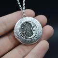 1pcs Charm Moon Stars Lockets Pendant For Mom Girlfriend Memory Locket Necklace Fantasy Photo Locket Pendant Xsh267. 