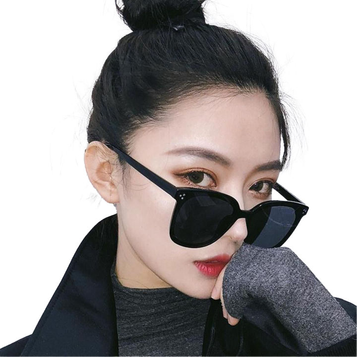 Square Sunglasses /Women Men Fashion Personality Eyewear
