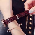 MREURIO Casual Couple Watch Luxury Quartz Leather Watch Lovers Wristwatch For Men Women. 