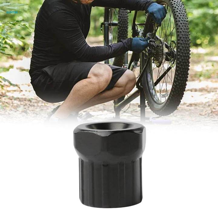 Freewheel%20Remover%20Portable%20Cassette%20Lockring%20Tool%20Installation%20and%20Disassembly%20for%20Mountain%20-%20Image%204