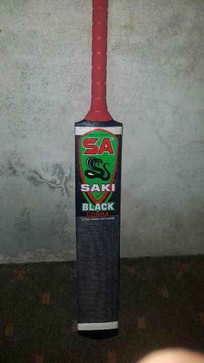 Cricket bat