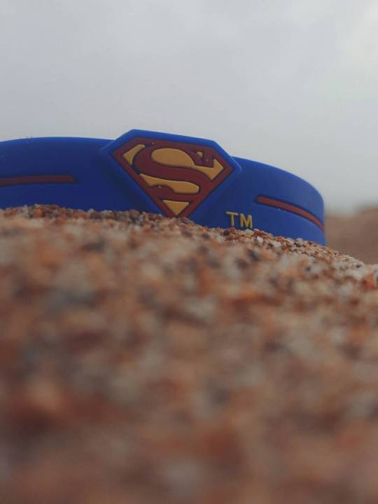 Superman%20Silicone%20Sport%20Wristband%20For%20Men%20&%20Boys%20-%20Image%205
