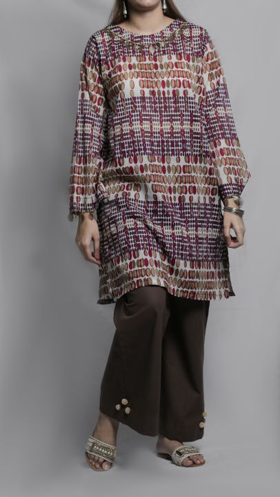 Printed%20Lawn%20Kurti%20with%20Bell%20Bottom%20Trouser,%202Pc%20Pret%20Suit%20(Stitched,%20Ready-made)%20-%20Image%202