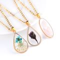 1Pcs Transparent Acrylic Preserved Fresh Hibiscus Flower Charms Eternal Dried Petal Specimens Resin Pendant Alloy Chain Necklace. 