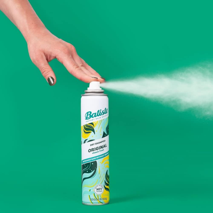 Batiste%20Dry%20Shampoo%20Original%20200ml,%20Fresh%20&%20Clean%20Fragrance,%20No%20Rinse%20Spray%20to%20Refresh%20Hair%20in%20Between%20Washes%20-%20Image%207