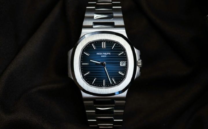 Patek Philippe Luxury Stainless Steel Watch with Blue Dial for Men