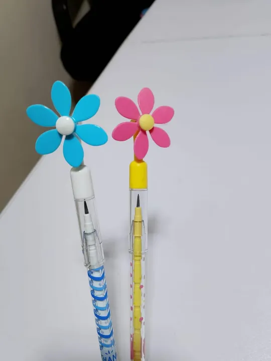 Colorful%20Flower%20Top%20lead%20pencil%20%E2%80%93%20Cute%20Decorative%20Stationery%20for%20Kids%20&%20Students%20-%20Image%203