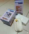 Kitchen Cleaning Brush Replaceable Disposable Magic Cloth with Handle Cleaning Cloth Wipes Portable Tableware Cleaning Rags. 