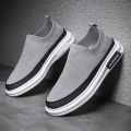 IELGY men's mesh slip-on casual sneakers. 
