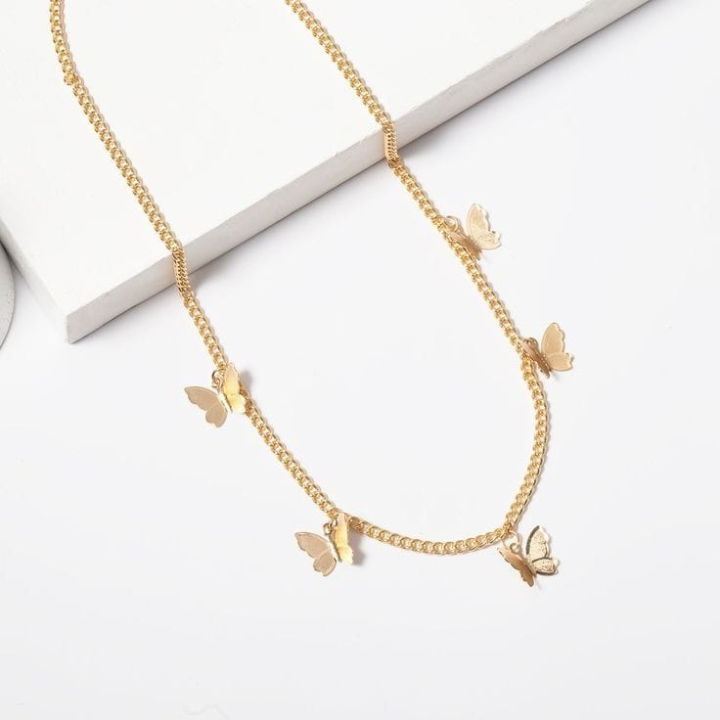 Cute%20Small%20Butterfly%20Necklaces%20for%20Women%20Vintage%20Bohemian%20Simple%20Choker%20Necklace%20on%20Neck%20Gold%20Chain%20Fashion%20Jewelry%20Gift%20-%20Image%204