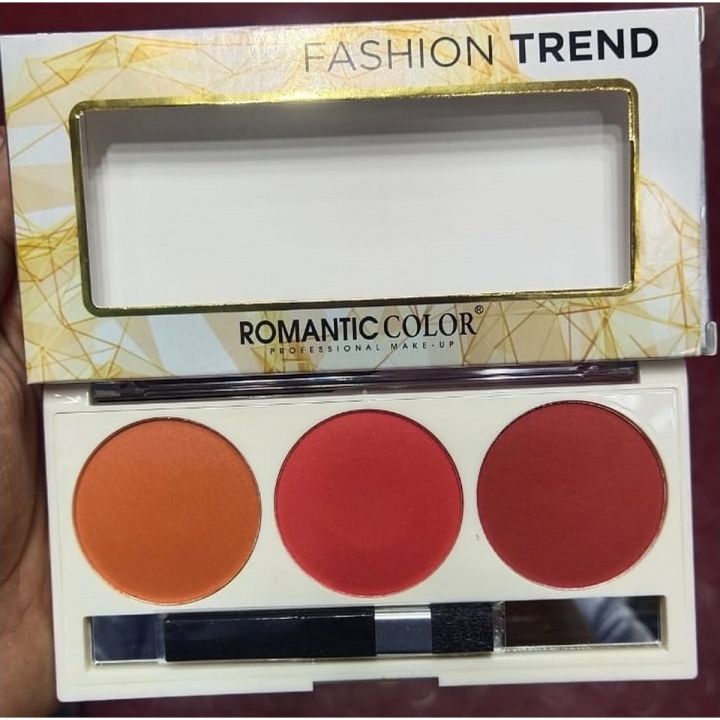 3 in 1 Matte Blush on Kit for Professional Make Up Highlighter Daraz.pk