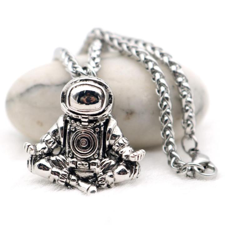 Astronaut Pendant Necklace Galaxy Universe Spaceman Meditation Trinket Retro Stainless Steel Chain Men
