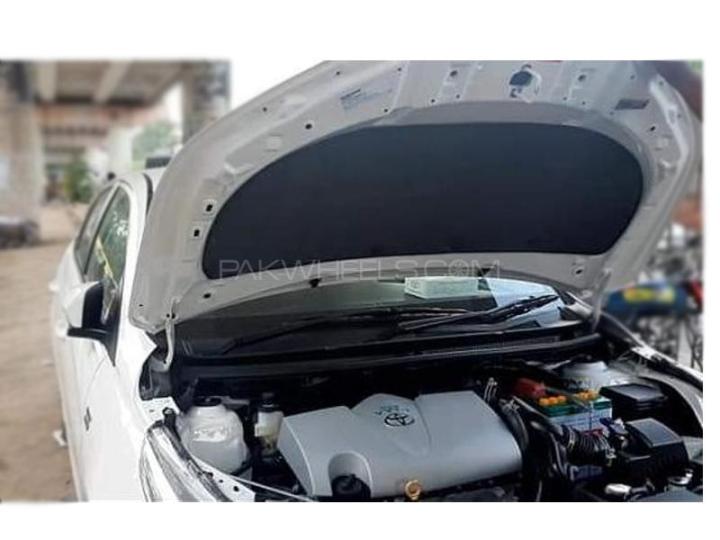Bonnet%20Insulator%20For%20New%20Toyota%20Yaris%202020,2021%20With%20Clips%20Heat%20Proof,%20Sound%20Proof%20Bonnet%20Namda%20-%20Image%202