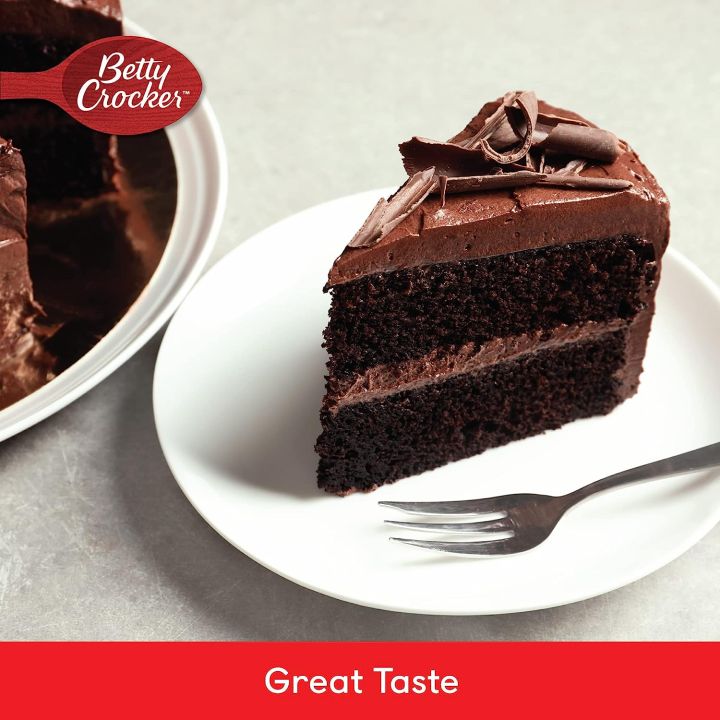 Betty%20Crocker%20SuperMoist%20Dark%20Chocolate%20Cake%20Mix,%20500g,%20-%20Image%204