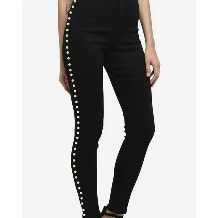 BLACK%20SIDE%20PEARLS%20EMBELLISHED%20JEANS%20FOR%20HER%20-%20Image%202