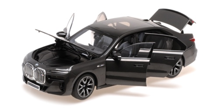 Luxury%20BMW%207%20Series%20Diecast%20Model%20Car%20%E2%80%93%201:28%20Scale%20Alloy%20Metal%20Toy,%20White%20Sedan%20Collectible,%20Pull%20Back%20Action,%20Detailed%20Interior%20&%20Exterior,%20Kids%20&%20Adults%20Gift%20-%20Image%202