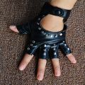 【HOT】 1 Pair Halloween Black Pu Leather Fingerless Gloves Female Half Finger Driving Women Fashion Punk Gloves Dance Rivets Gloves. 