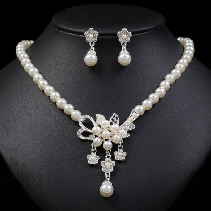 1Set Women Necklace Beaded Glossy Faux Pearls Rhinestone Embedded Flower Bride Necklace Stud Earrings Kit Qoddess