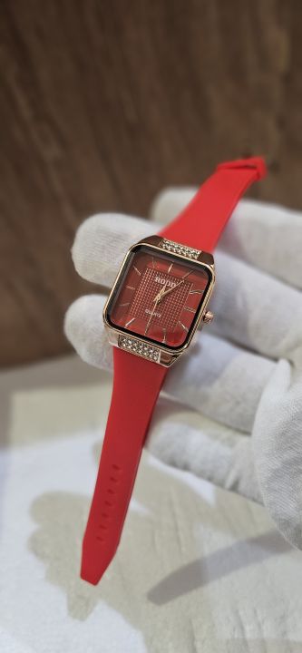 Luxury Ladies Quartz Watch – Stylish Party & Daily Wear | Daraz.pk