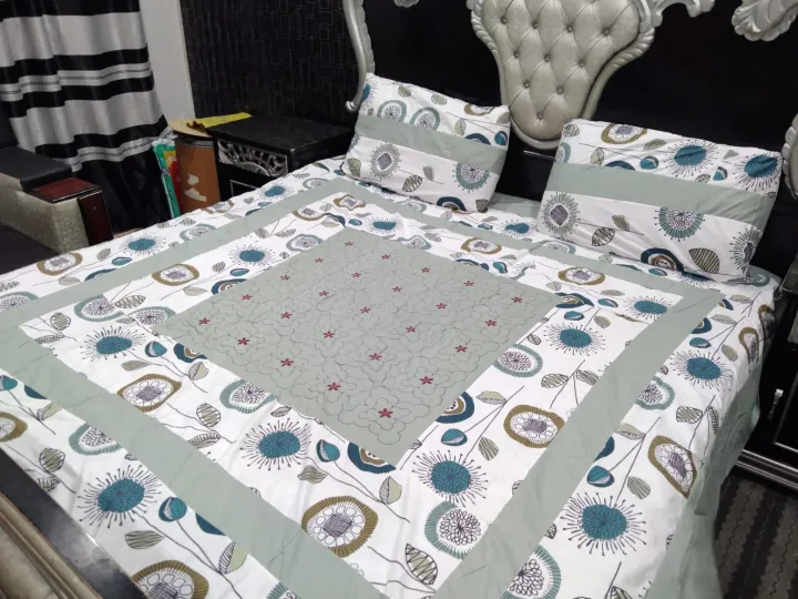 Embroidered%20Patch%20Work%20King%20Size%20BedSheet%20-%20High%20Quality%20-%20Cotton%20Double%20Bedsheet%20Embroided%20-%20FSDBazar%20-%20Image%206