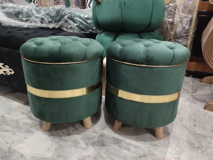 Puffies%20pair%20%20Solid%20wooden%20structure%20%20Velvet%20fabric%20-%20Image%202