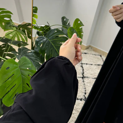 Stitched%20Namaz%20chadar%20with%20sleeves%20for%20women,%20irani%20black%20chadar%20for%20girls,%20black%20chadar%20for%20ziarat%20umrah%20and%20hajj%20-%20Image%202