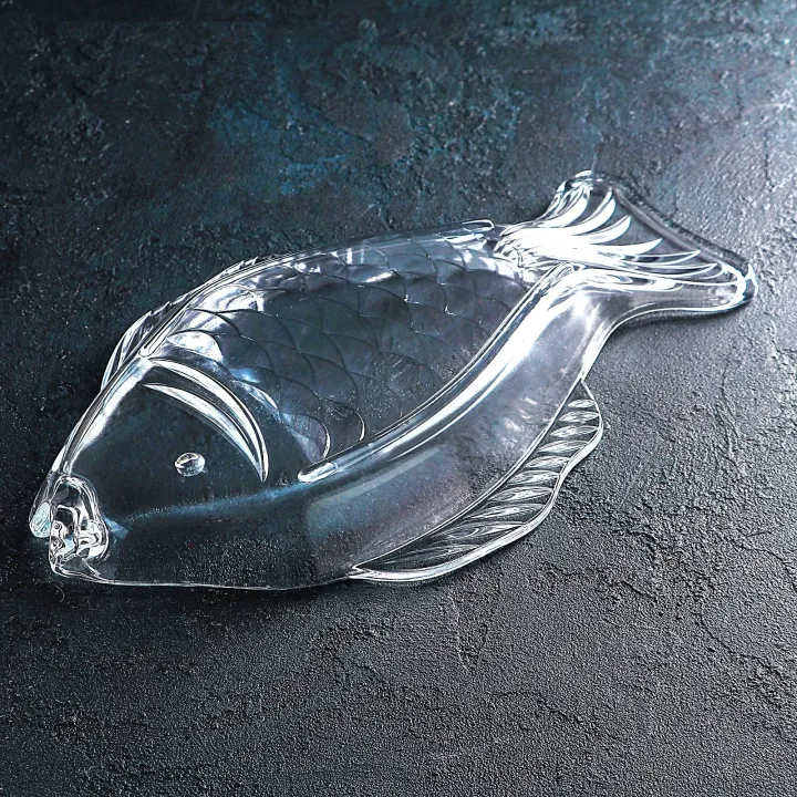 Fish%20Shaped%20Glass%20Serving%20Dish/%20Food%20Tray/%20Food%20Platter%20-%20Image%203