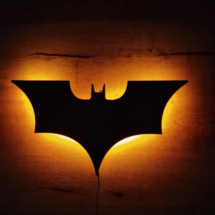 Batman%20Lamp,%20Led%20Gaming%20Room,%20Wall%20Decor%20-%20Image%204