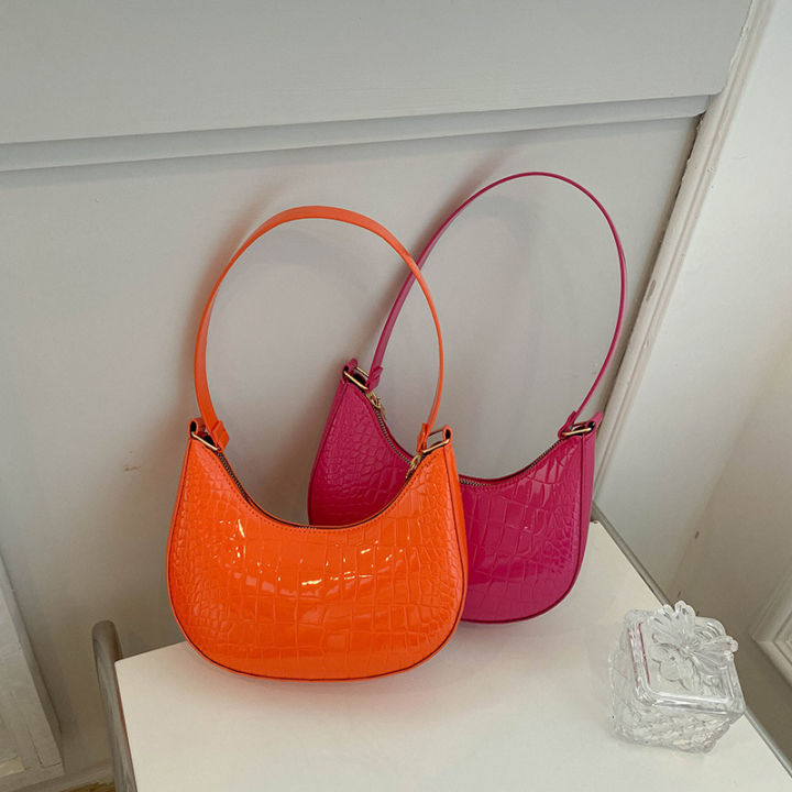 Trendy%20One-Shoulder%20Bags%20for%20Women2022New%20Fashion%20New%20Moon%20Bag%20Single%20Shoulder%20Women's%20Simple%20Handbagbags%20-%20Image%205