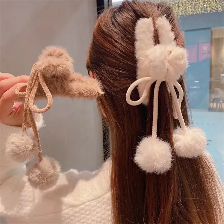 Luxury%20Plush%20hair%20claw%20clip%20with%20pom-pom%20tassels%20cute%20Hair%20Claw%20with%20Fluffy%20Ball%20Tassel%20Ponytail%20Holder%20Anti%20slip%20hair%20jaw%20clip%20fluffy%20Bowknot%20Tassel%20Pom-Pom%20Hair%20Clip%20soft%20fur%20accessory%20hair%20barrettes%20big%20Bow%20Hair%20Clips%20Banana%20Clips%20-%20Image%202