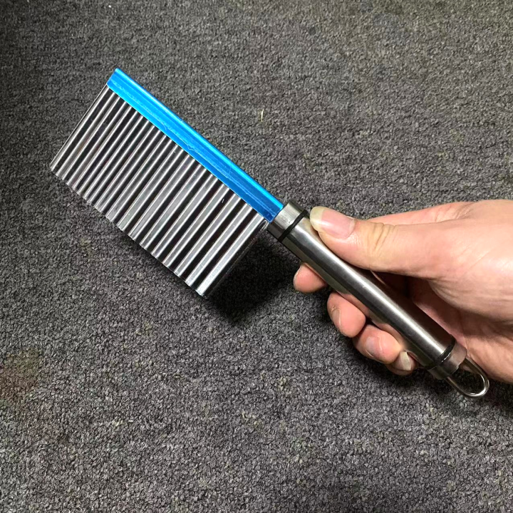 Crinkle%20fries%20cutter%20knife%20with%20handle%20-%20stainless%20steel%20high%20quality%20-%20Image%206