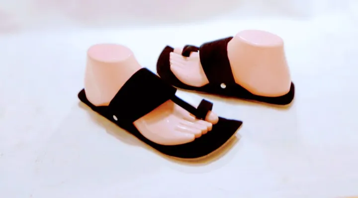 Black%20Velvet%20Kolapuri%20Chappal%20For%20Mens%20Kp-GEKP111%20-%20Image%209
