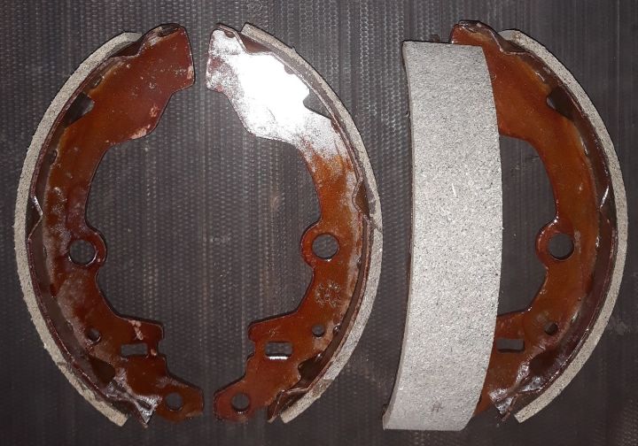 Suzuki%20Mehran%20Rear%20Brake%20Shoe%20Set%20-%20Image%202
