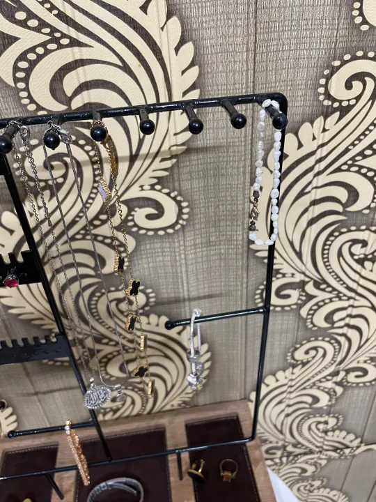 Premium%20Jewelery%20Stand%20Wooden%20Tray%20+%20Metal%20Rack%20Holder%20Organizer%20Rustic%20Wood%20Stand%20Tree%20Holes%20Display%20Rack%20for%20Stud%20Earings%20Rings%20Makeup%20&%20Hoop%20-%20Image%203