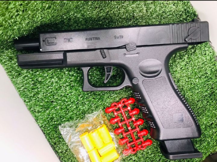 Semi%20-%20Auto%20Glock%20soft%20Bullet%20Toy%20Gun%20for%20Boys%20-%20Automatic%20Toy%20Gun%20and%20Manual%20toy%20Blaster%20Gun%20with%20Foam%20Darts%20&%20Silencer%20%7C%20Outdoor%20Shooting%20Gift%20-%20Image%208