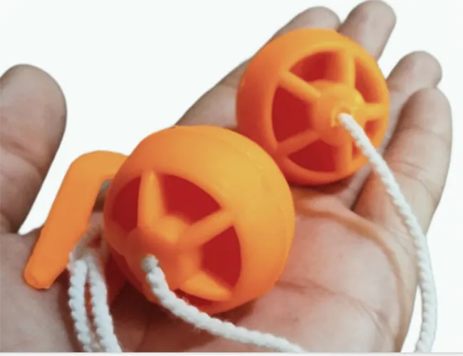 Tak%20tak%20Clackers%20balls%20Swinging%20Ball%20Toys%20for%20Kids%20-%20Image%202