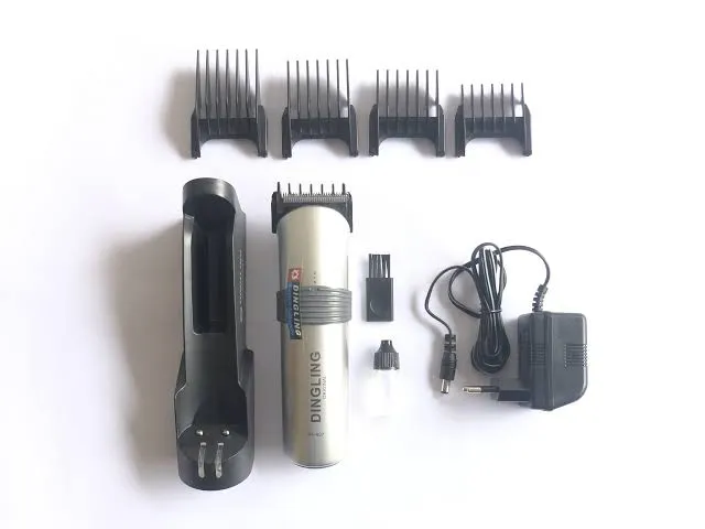 DINGLING%20RF-607%20Professional%20Hair%20Trimmer/Clipper%20for%20Men%20%7C%20High%20Quality%20Rechargeable%20Beard%20Trimmer%20for%20home%20and%20professional%20usage%20%7C%20Original%20Hair%20and%20Beard%20Shaving%20trimmer%20%7C%20"Precision%20Grooming,%20Effortlessly%20Defined"%20-%20Image%207