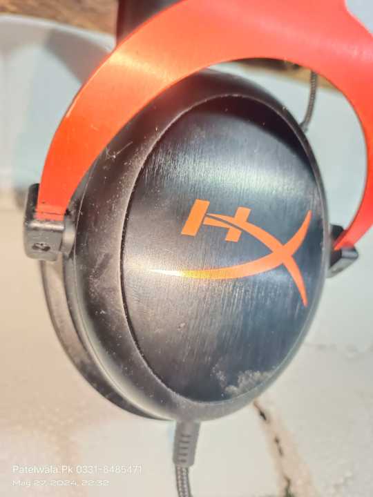 HyperX%20Cloud%20Alpha%20-%20Gaming%20Headset,%20Dual%20Chamber%20Drivers,%20Legendary%20Comfort,%20Aluminum%20Frame,%20Detachable%20Microphone,%20Works%20on%20PC,%20PS4,%20PS5,%20Xbox%20One/%20Series%20X%7CS,%20Nintendo%20Switch%20and%20Mobile%20%E2%80%93%20Red%20(%20WITHOUT%20BOX%20AMERICAN%20USED%20)%20-%20Image%2010