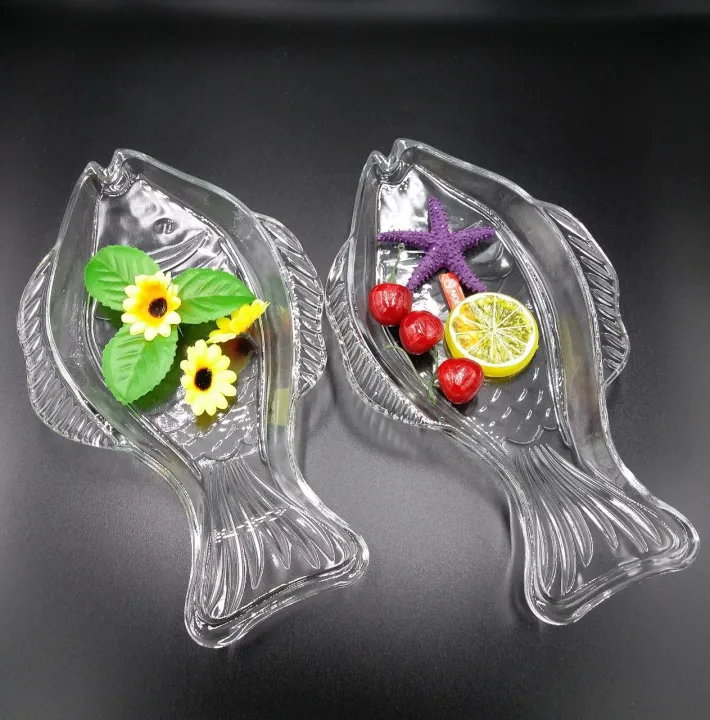 Fish%20Shaped%20Glass%20Serving%20Dish/%20Food%20Tray/%20Food%20Platter%20-%20Image%206