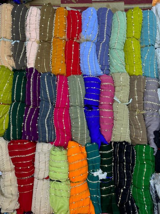 Hania%20Amir%20Dupatta%20-%20Image%202