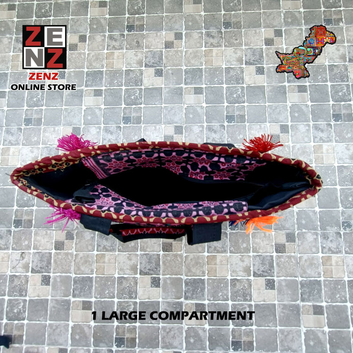 Pakistani%20%20SIndhi%20Traditional%20Cultural%20Wear%20Embroidered%20Hand%20Shoulder%20Bag%20Purse%20Multicolour%20Embroidery%20%20ZENZ%20Handmade%20Patchwork%20Ajrak%20Tote%20-%20Image%206