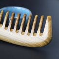 OYPFXMI-Wide Tooth Natural Sandalwood Hair Comb- No Static Wooden Detangling Comb with Smooth Handle for Thick Curly Wavy Hair. 