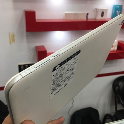 Kyocera%20%20Qua%20Tab%20Qz10%20(%20KYT33)%20-%2010.0"%20Inch%20Display%20-%20WiFi%20-%203GB%20Ram%20-%2032GB%20Rom%20-%20Image%205
