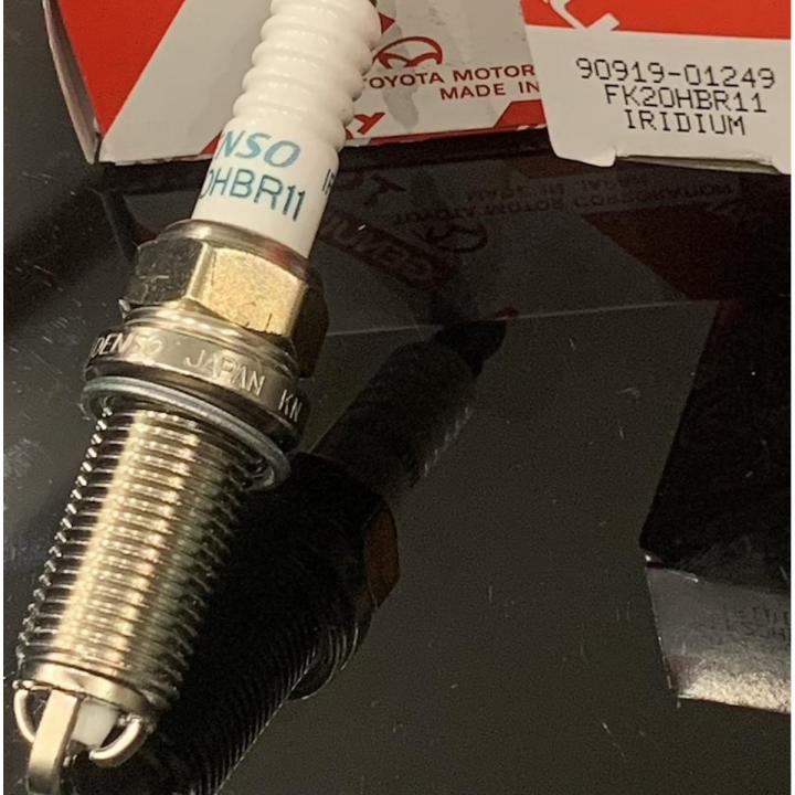 Toyota Mark X plug x1