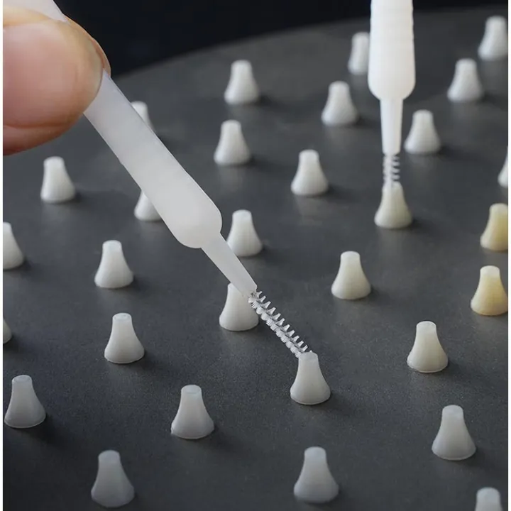 Flower%20shower%20opener%20mobile%20phone%20hole%20anti%20clogging%20bathroom%20faucet%20gap%20multifunctional%20mini%20cleaning%20brush%20-%20Image%202