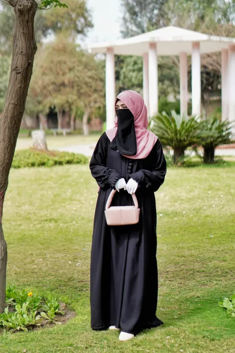 Black%20Button%20Style%20Georgette%20Abaya%20for%20Girls%20women%20Modest%20Abaya%20Islamic%20Dress%20Elegant%20Abaya%20Fashion%20Traditional%20Abaya%20Women's%20Abaya%20Black%20Abaya%20Designer%20Abaya%20-%20Image%203