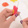 Automatic Needle Threader DIY Stitch Insert Guide Craft Sewing Thread Elderly Convenient Threader Automatic Practical Portable Insertion Needles. 