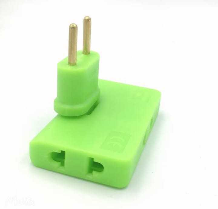 Universal%20Rotating%20Wall%20Socket%20%20-%203%20In%201%20Extension%20Power%20Adapter%20-For%20Homes%20Offices%20Travel%20Kitchen%20-%20Image%204