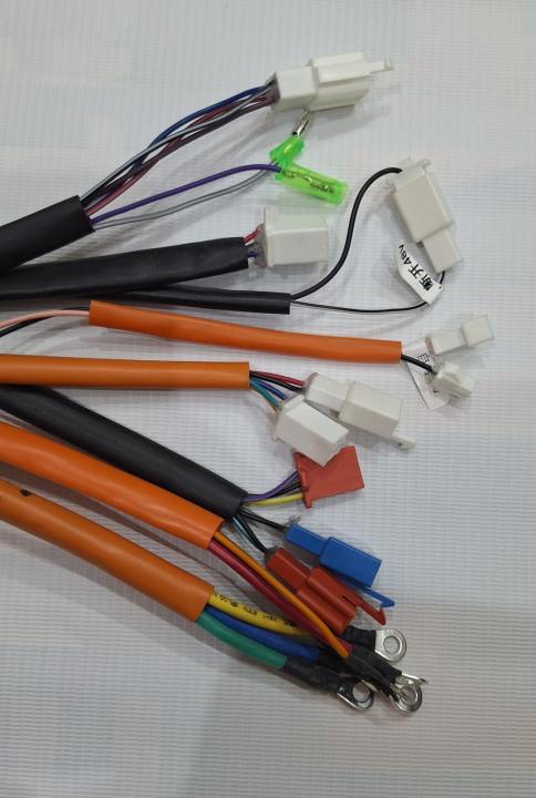 Electric%20Vehicle%20DC%20Brushless%20Motor%20Controller%20Regenerative%20Braking%2048V%2060V%201000-1500W%20Sine%20Wave%20Electric%20Bicycle%20Hub%20Motor%20Controller%20-%20Image%204